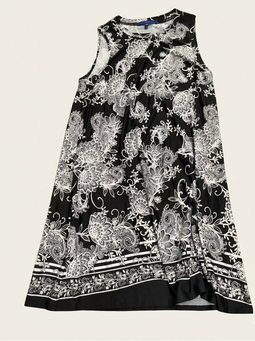 Apt. 9 Black and White Floral Paisley Blouse
